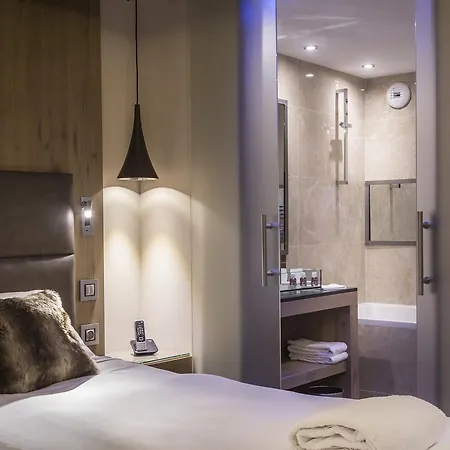 Taj-i Mah By Les Etincelles Hotel 5*