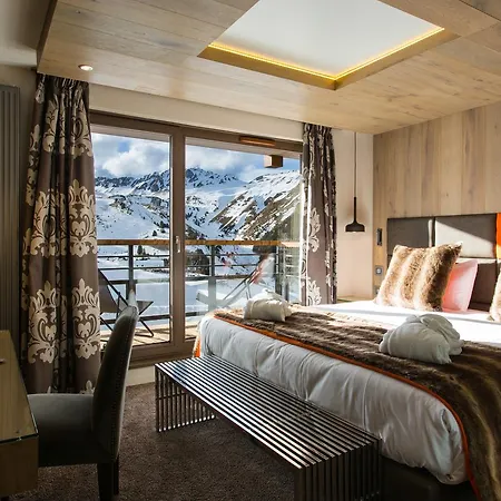 Hotel Taj-i Mah By Les Etincelles Les Arcs (Savoie)
