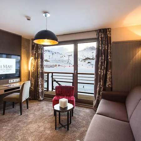 Hotel Taj-i Mah By Les Etincelles 5*